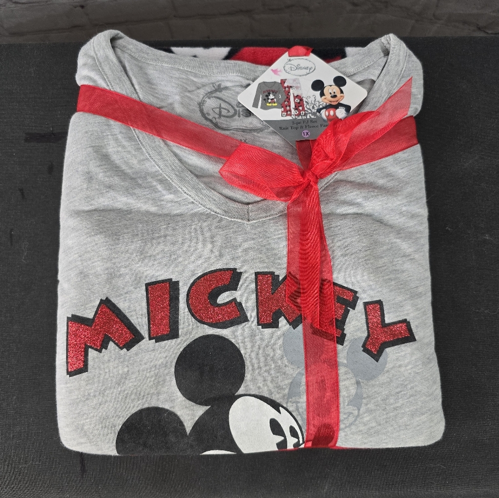 Disney  2-pc PJ Set Knit Top & Fleece Pant. Mickey Sz 1X